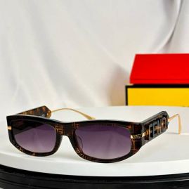 Picture of Fendi Sunglasses _SKUfw57302950fw